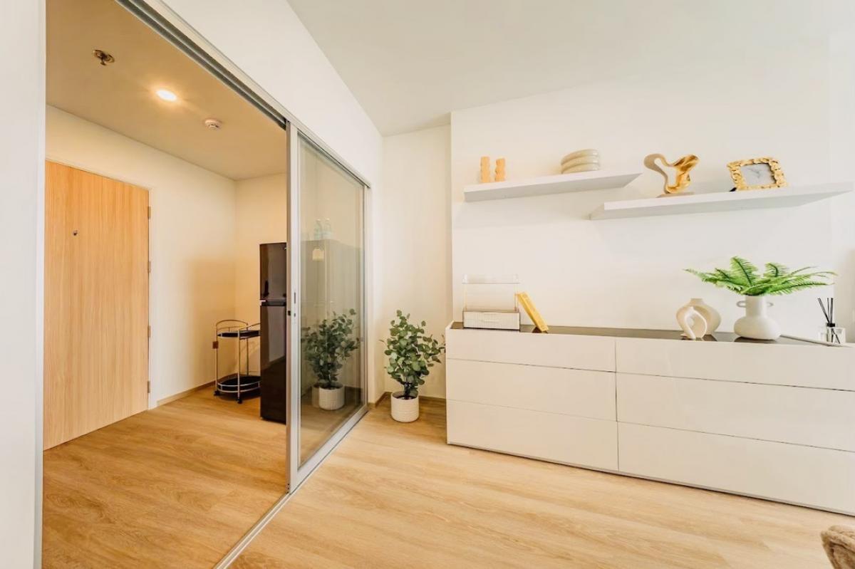 ขายคอนโดแจ้งวัฒนะ เมืองทอง : ขายคอนโด ลุมพินี เพลส แจ้งวัฒนะ - ปากเกร็ด สเตชั่น ใกล้ เซ็นทรัลแจ้งวัฒนะ ราคาพิเศษ เฟอร์ฯครบ พร้อมอยู่ 1 ห้องนอน ขนาด 28 ตรม. เดินทางสะดวก ศูนย์ราชการฯ, เมืองทองธานี, ปากเกร็ด, นนทบุรี, 