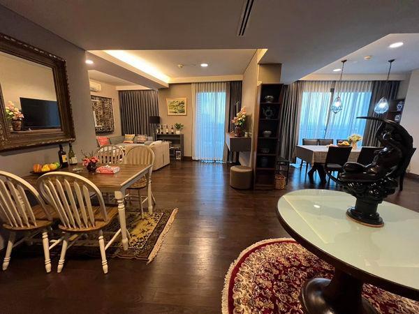 For RentCondoSukhumvit, Asoke, Thonglor : Condo For Rent The Lumpini 24 3 Bedroom 3 Bathroom 110 sqm