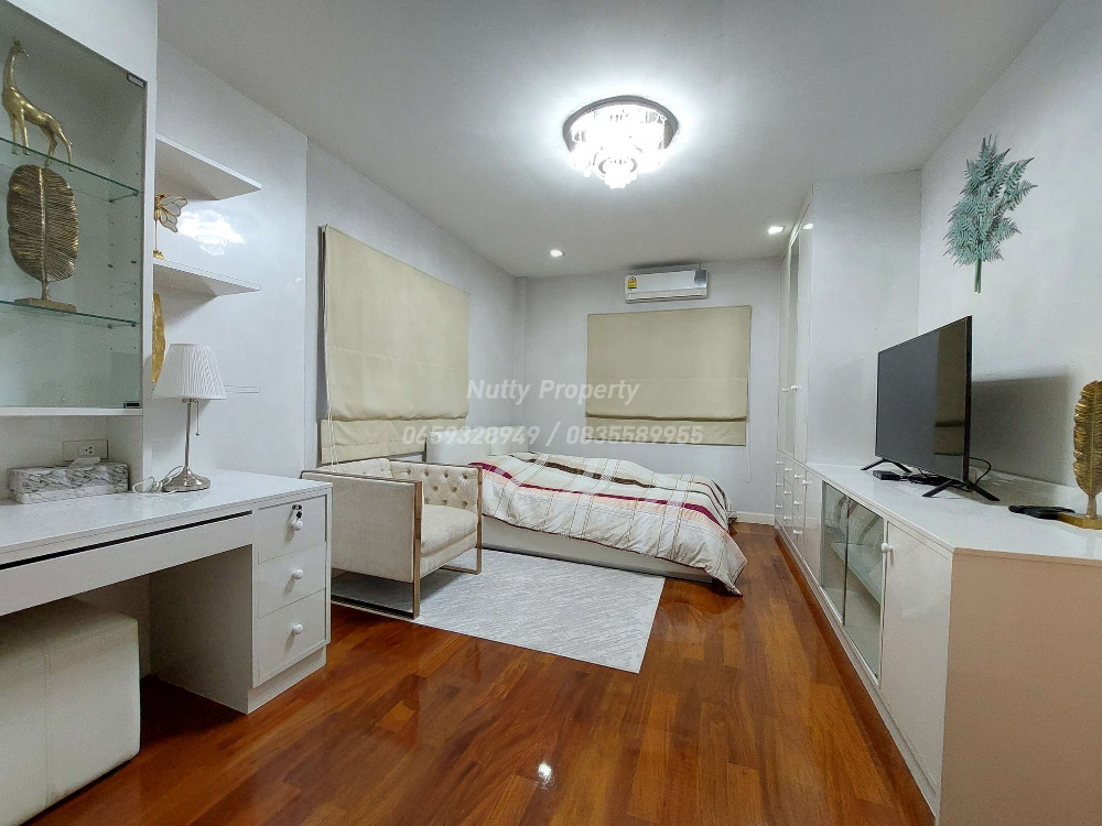 ขายบ้านปิ่นเกล้า จรัญสนิทวงศ์ : บ้านหลังมุมติดสวนหย่อม ติดถนนบรมราชชนนี เดอะ แกรนด์ ปิ่นเกล้า - เดอ ไพน์