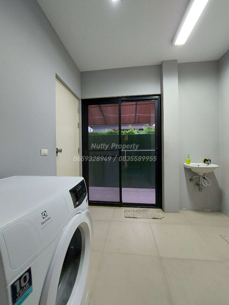 ขายบ้านปิ่นเกล้า จรัญสนิทวงศ์ : บ้านหลังมุมติดสวนหย่อม ติดถนนบรมราชชนนี เดอะ แกรนด์ ปิ่นเกล้า - เดอ ไพน์