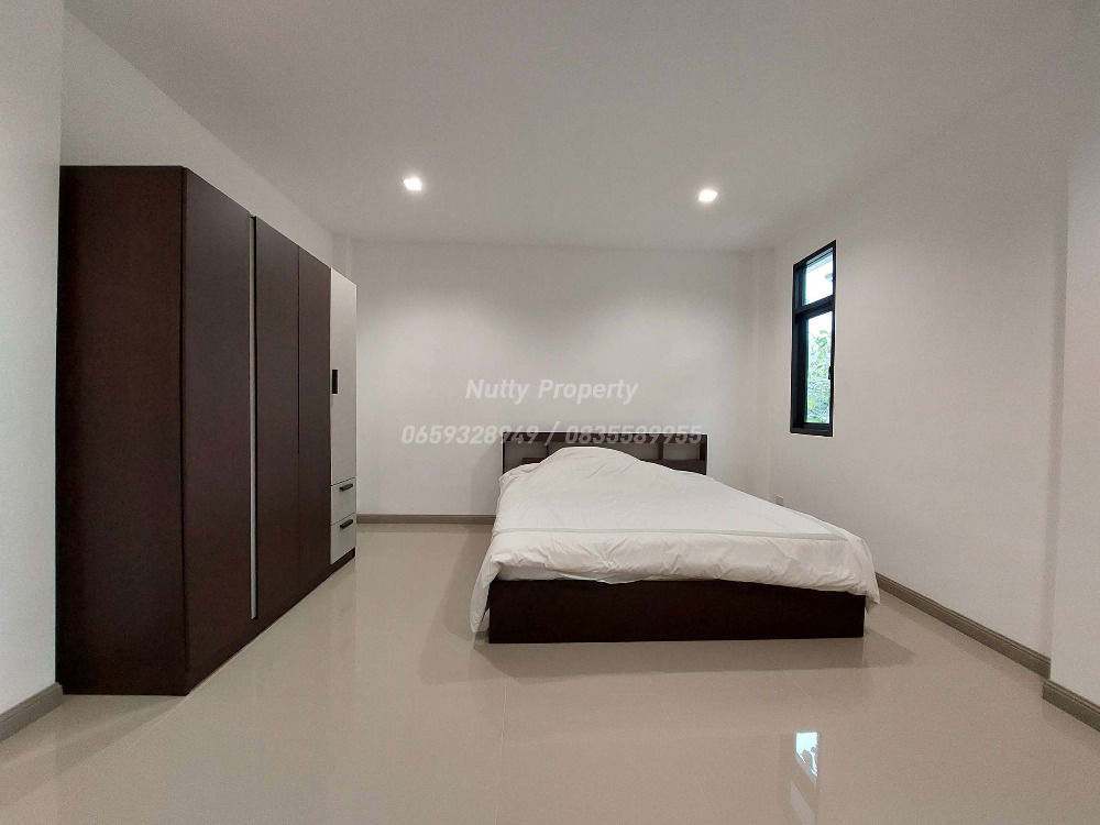 ขายบ้านปิ่นเกล้า จรัญสนิทวงศ์ : บ้านหลังมุมติดสวนหย่อม ติดถนนบรมราชชนนี เดอะ แกรนด์ ปิ่นเกล้า - เดอ ไพน์