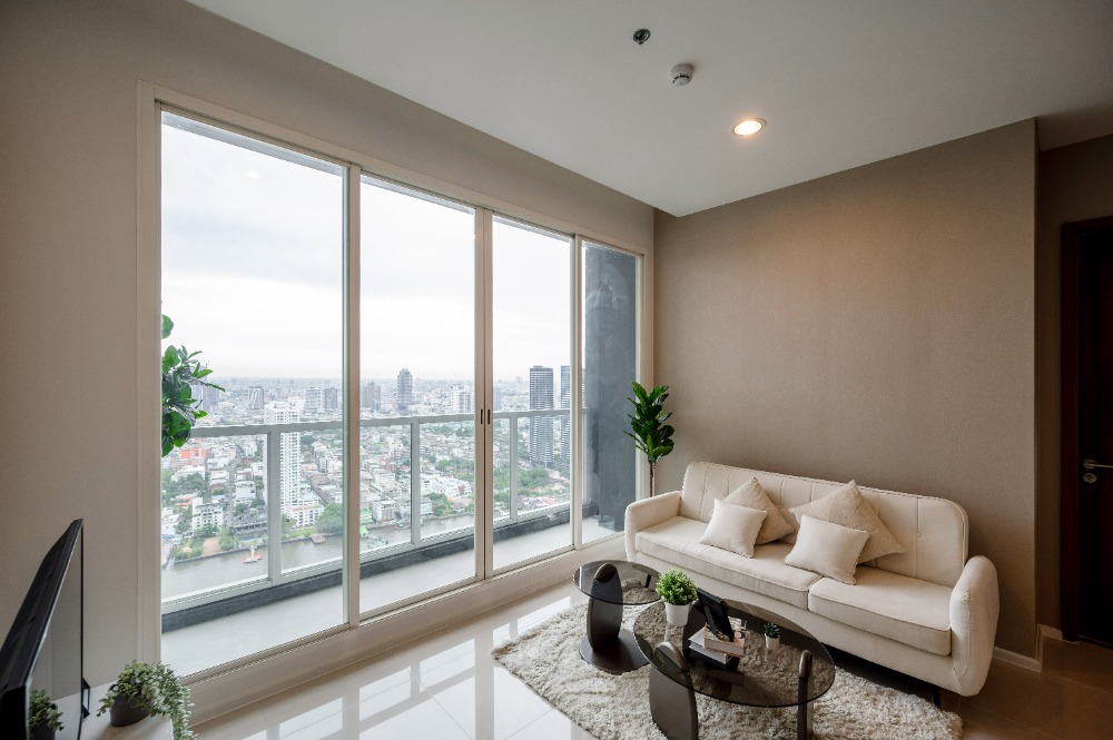 ขายคอนโดสาทร นราธิวาส : 🚪เจ้าของขายเอง ยินดีรับเอเจนต์: คอนโดรีโนเวทใหม่ 2 ห้องนอน 2 ห้องน้ำ ชั้นสูงวิวแม่น้ำ เห็นวิว 180 องศา Menam Residences Condominium