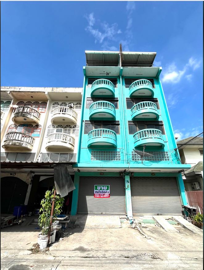 For SaleShop HouseLadkrabang, Suwannaphum Airport : Shophouse for sale, 1 unit, 3.3 million, cheap price, Lat Krabang 14/1, 4-story building, plus mezzanine and rooftop = 6 floors.