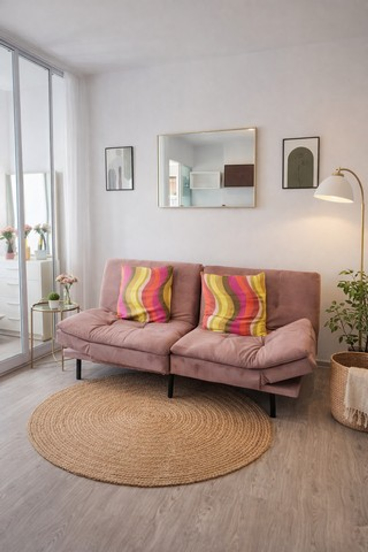 For RentCondoOnnut, Udomsuk : For rent: Elio Del Ray, Building E, studio room, near BTS Punnawithi.