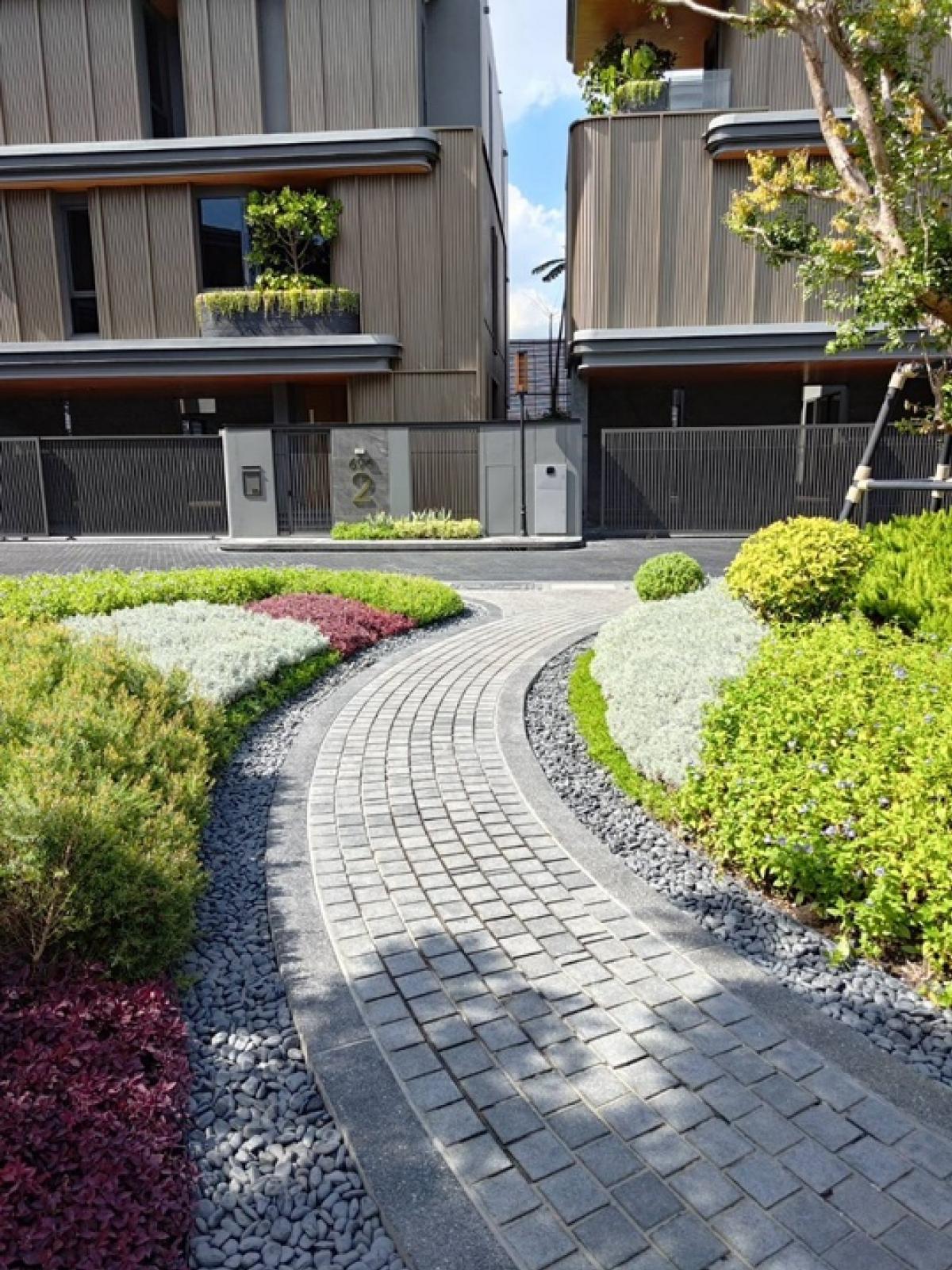 ให้เช่าบ้านพระราม 9 เพชรบุรีตัดใหม่ RCA : 🔥ให้เช่าด่วน🔥บูก้านพระราม9-เหม่งจ๋าย​  ที่สุดของความ Private มีลิฟท์ สระว่ายน้ำส่วนตัว วิวสวนขนาดใหญ่ พร้อมเข้าอยู่