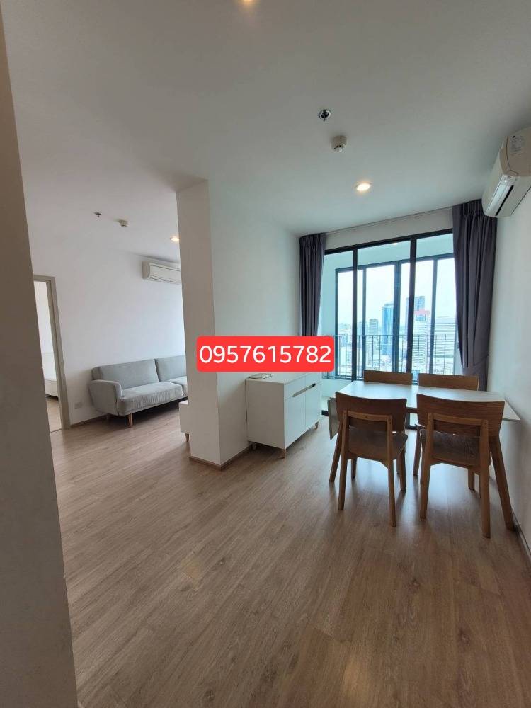 ขายคอนโดสยาม จุฬา สามย่าน : ด่วน Ideo Q chula 2bed 2ห้องน้ำ ขายพร้อมผู้เช่า วิวดีชั้นสูง 66sq.m. only 13.45xmb. Tel. 0957615782