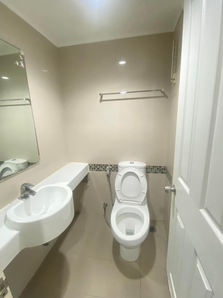 For SaleCondoRama3 (Riverside),Satupadit : S-LPRR106 Condo for sale Lumpini Park Riverside Rama 3, 6th floor, size 32 sq m., 1 bedroom, 1 bathroom, 2.6million. 064-959-8900