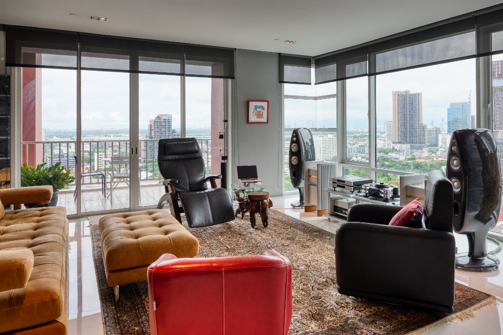 ให้เช่าคอนโดสุขุมวิท อโศก ทองหล่อ : Pet Friendly 🐱🐶 (3 Bed 170 Sqm) RENT- High Floor 110,000 THB  Negotiable @BTS Thonglor