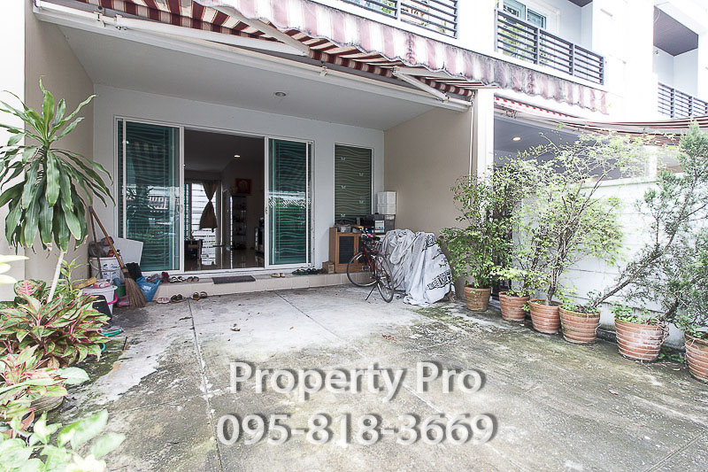 ขายทาวน์โฮมลาดพร้าว101 แฮปปี้แลนด์ : ขายด่วน บ้านกลางเมือง ลาดพร้าว 87 ทาวน์โฮม 3 ชั้น 21.6 ตร.วา 3 ห้องนอน 3 ห้องน้ำ ทางเข้า-ออกสะดวก ใกล้บิ๊กซี ลาดพร้าว และ ทางด่วนฉลองรัช : EL24S-022