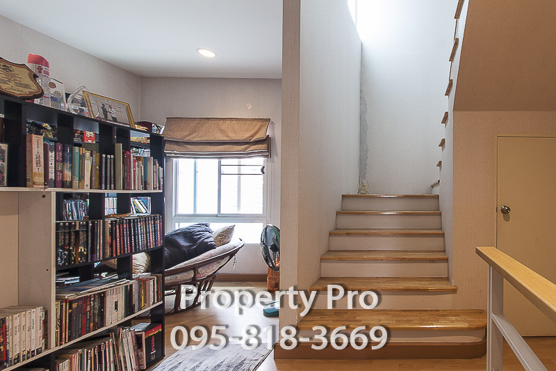 ขายทาวน์โฮมลาดพร้าว101 แฮปปี้แลนด์ : ขายด่วน บ้านกลางเมือง ลาดพร้าว 87 ทาวน์โฮม 3 ชั้น 21.6 ตร.วา 3 ห้องนอน 3 ห้องน้ำ ทางเข้า-ออกสะดวก ใกล้บิ๊กซี ลาดพร้าว และ ทางด่วนฉลองรัช : EL24S-022