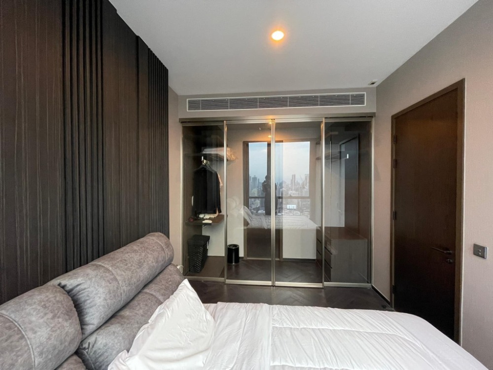 For RentCondoSukhumvit, Asoke, Thonglor : The Esse Sukhumvit 36 ​​next to BTS Thonglor 0 meters 55k per month 064-274-8883