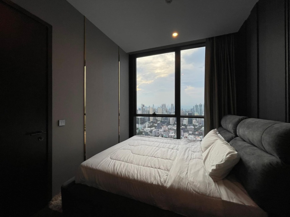 For RentCondoSukhumvit, Asoke, Thonglor : The Esse Sukhumvit 36 ​​next to BTS Thonglor 0 meters 55k per month 064-274-8883