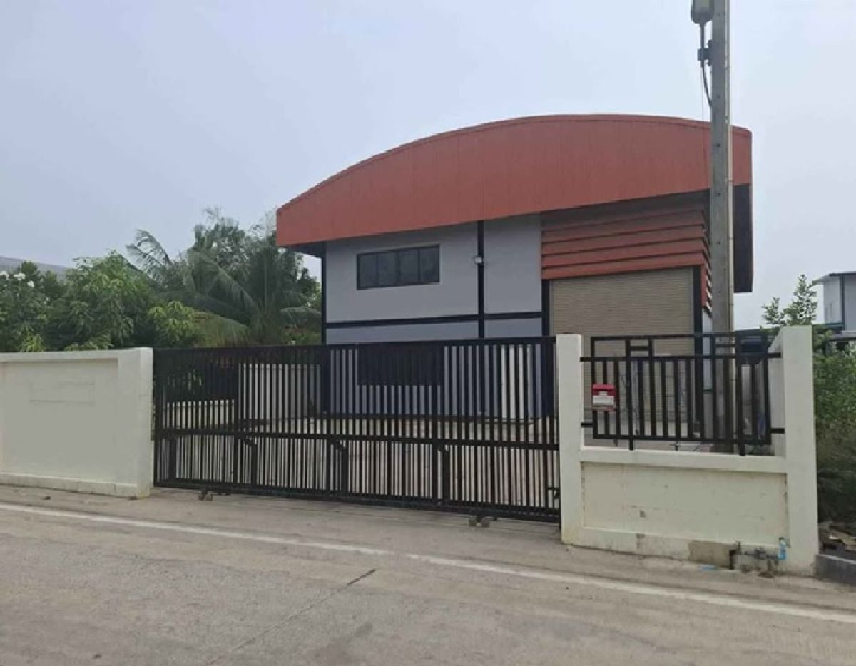 ให้เช่าโกดังปทุมธานี รังสิต ธรรมศาสตร์ : For Rent ให้เช่าโกดังพร้อมสำนักงาน 2 ชั้น ซอยไอยรา 12 คลองหลวง ใกล้ ตลาดไท / พื้นที่ใช้สอย 300 ตารางเมตร / พื้นที่ดิน 128 ตารางวา / รั้วรอบขอบชิด / ที่จอดรถจำนวนมาก / รถใหญ่เข้าออกได้
