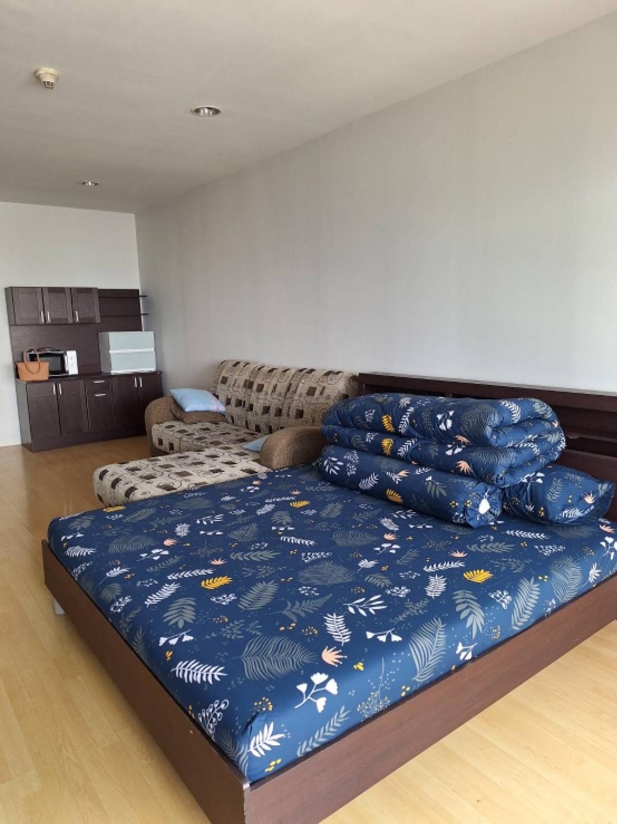 For RentCondoRatchathewi,Phayathai : Condo for rent, Platinum Fashion Mall, 17th floor, area 45 sq m.