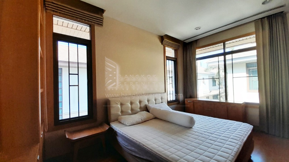 For RentHousePattanakan, Srinakarin : House for rent at Narasiri Pattanakarn