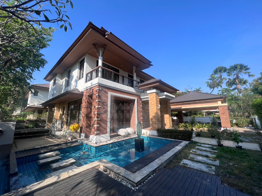 For RentHousePattanakan, Srinakarin : House for rent at Narasiri Pattanakarn