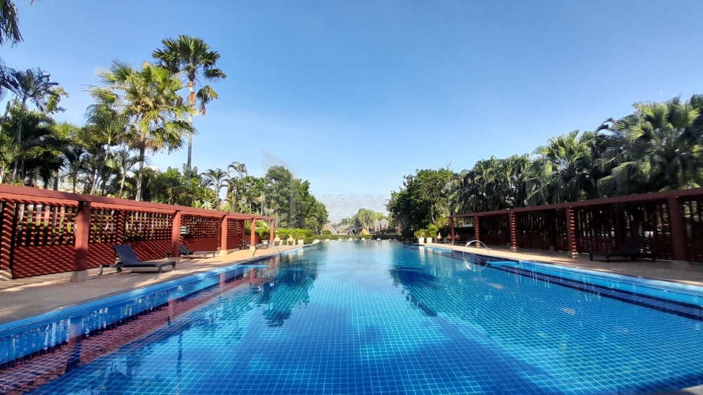 For RentHousePattanakan, Srinakarin : House for rent at Narasiri Pattanakarn