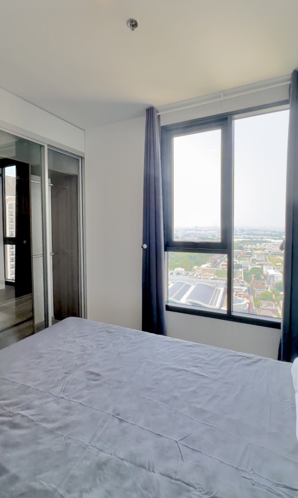 For RentCondoBang kae, Phetkasem : Brand New Condo with Spectacular Open View!  Parkland Phetkasem 56 For Rent