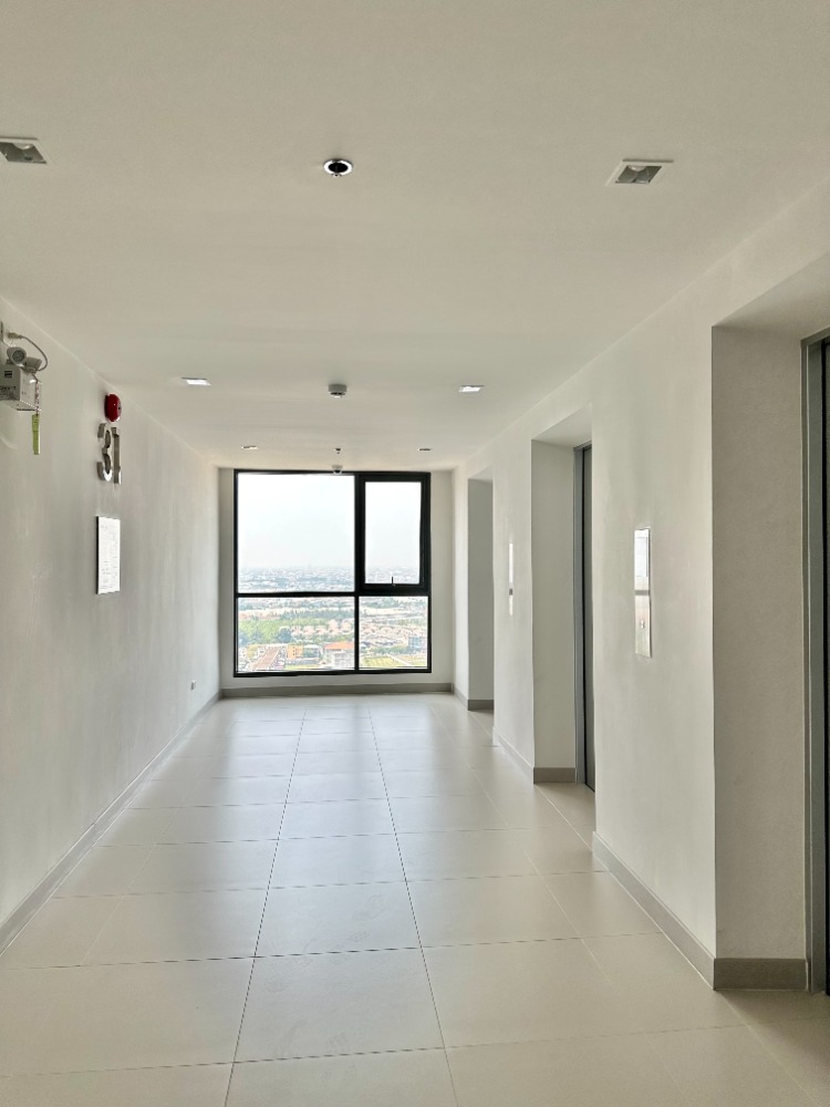 For RentCondoBang kae, Phetkasem : Brand New Condo with Spectacular Open View!  Parkland Phetkasem 56 For Rent