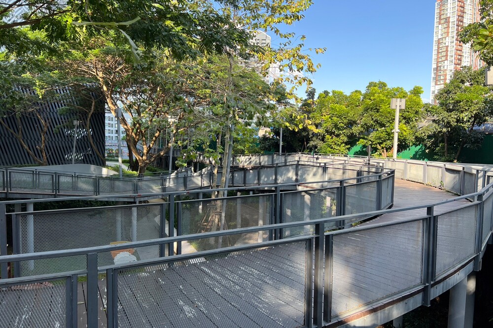 For RentCondoBangna, Bearing, Lasalle : Code C20240100222..........Ideo O2  for rent, Studio room, 1 bathroom, high floor, furnished, ready to move in