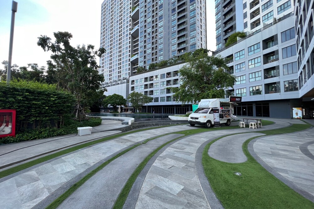 For RentCondoBangna, Bearing, Lasalle : Code C20240100222..........Ideo O2  for rent, Studio room, 1 bathroom, high floor, furnished, ready to move in