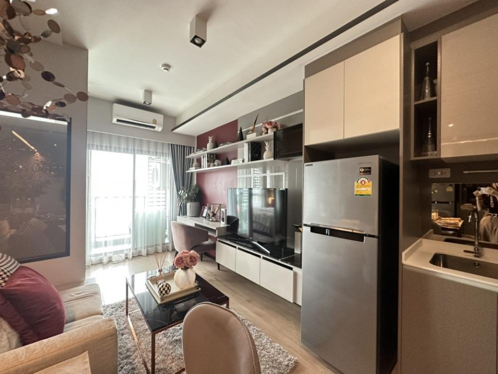For SaleCondoRama9, Petchburi, RCA : Selling ideo rama9 asoke, new room, buy directly from the project, free transfer day expenses.