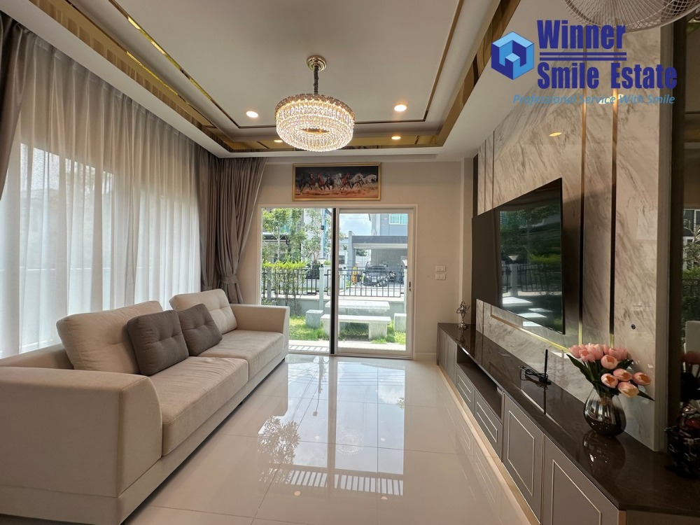 For RentHouseSamut Prakan,Samrong : Single house for rent, Centro Bangna - Srinakarin, location near Mega Bangna, beautiful house, fully furnished, convenient travel.