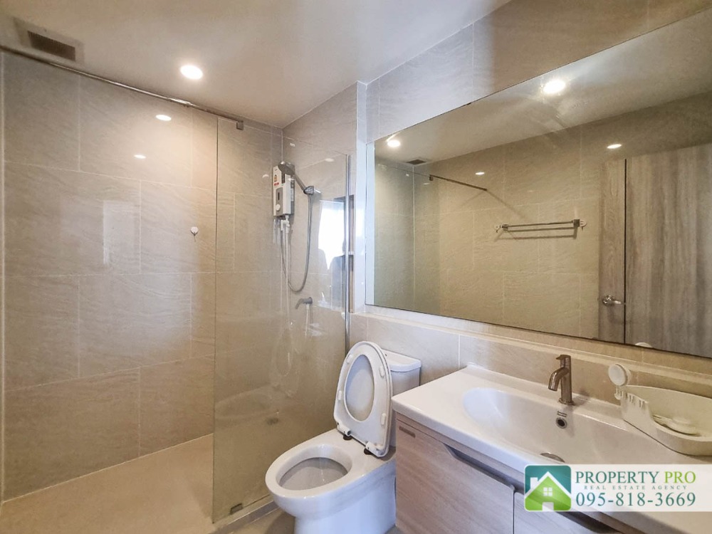 For RentTownhomePattanakan, Srinakarin : MJ24R-008 TownHome for Rent at Shizen Pattanakarn 32, 4 bedroom 22 sqw 220 sqm Fully Furnished Near Onnut, Hua Mak