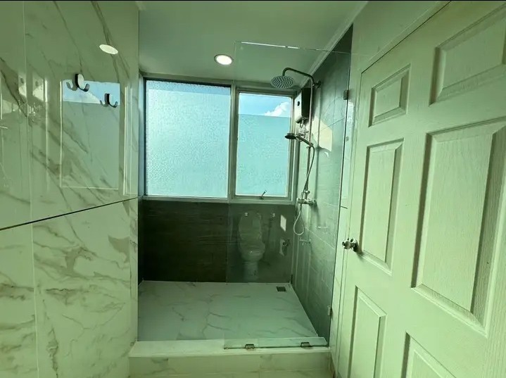 For SaleCondoChokchai 4, Ladprao 71, Ladprao 48, : S-LFR107 Condo for sale, Life at Ratchada, 16th floor, Building A, city view, 70.63 sq m., 2 bedrooms, 2 bathrooms, 5.4 million, 064-959-8900