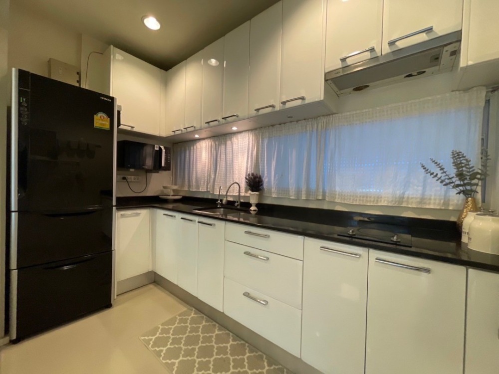 For RentTownhomePattanakan, Srinakarin : For rent: Noble Cube Village, Phatthanakan