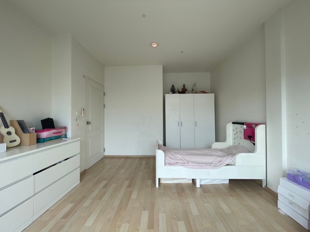 For RentTownhomePattanakan, Srinakarin : For rent: Noble Cube Village, Phatthanakan