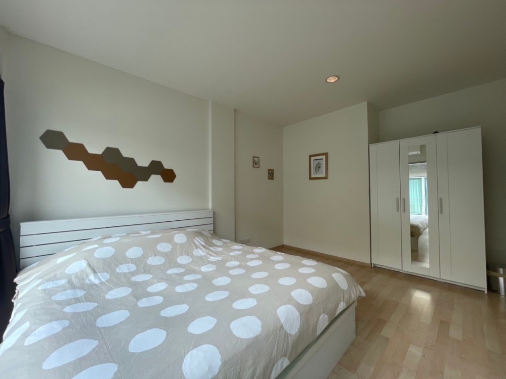 For RentTownhomePattanakan, Srinakarin : For rent: Noble Cube Village, Phatthanakan