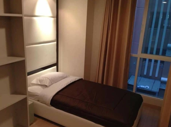 For SaleCondoRatchathewi,Phayathai : Address Pathumwan 69 sq.m. Eng 中 日 Please add LINE ID @806qphgn o8415o5483