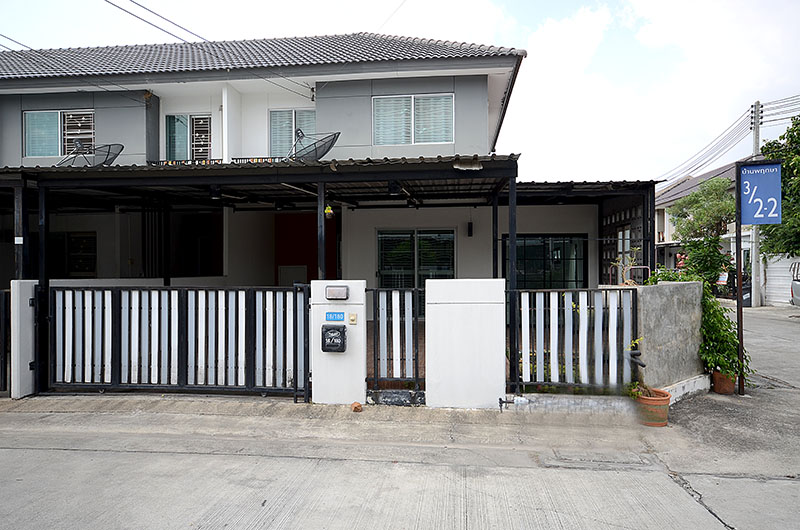 ขายทาวน์โฮมศรีราชา แหลมฉบัง บ้านบึง : ขายทาว์นโฮม 2 ชั้น หลังมุม หมู่บ้านบ้านพฤกษา108 สหพัฒน์-แหลมฉบัง