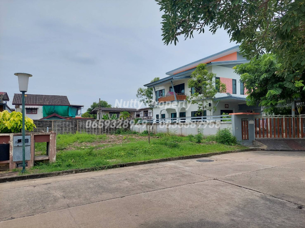 For SaleLandLadkrabang, Suwannaphum Airport : The land plot has been filled in. For building a house Located opposite Suan Luang Rama 9