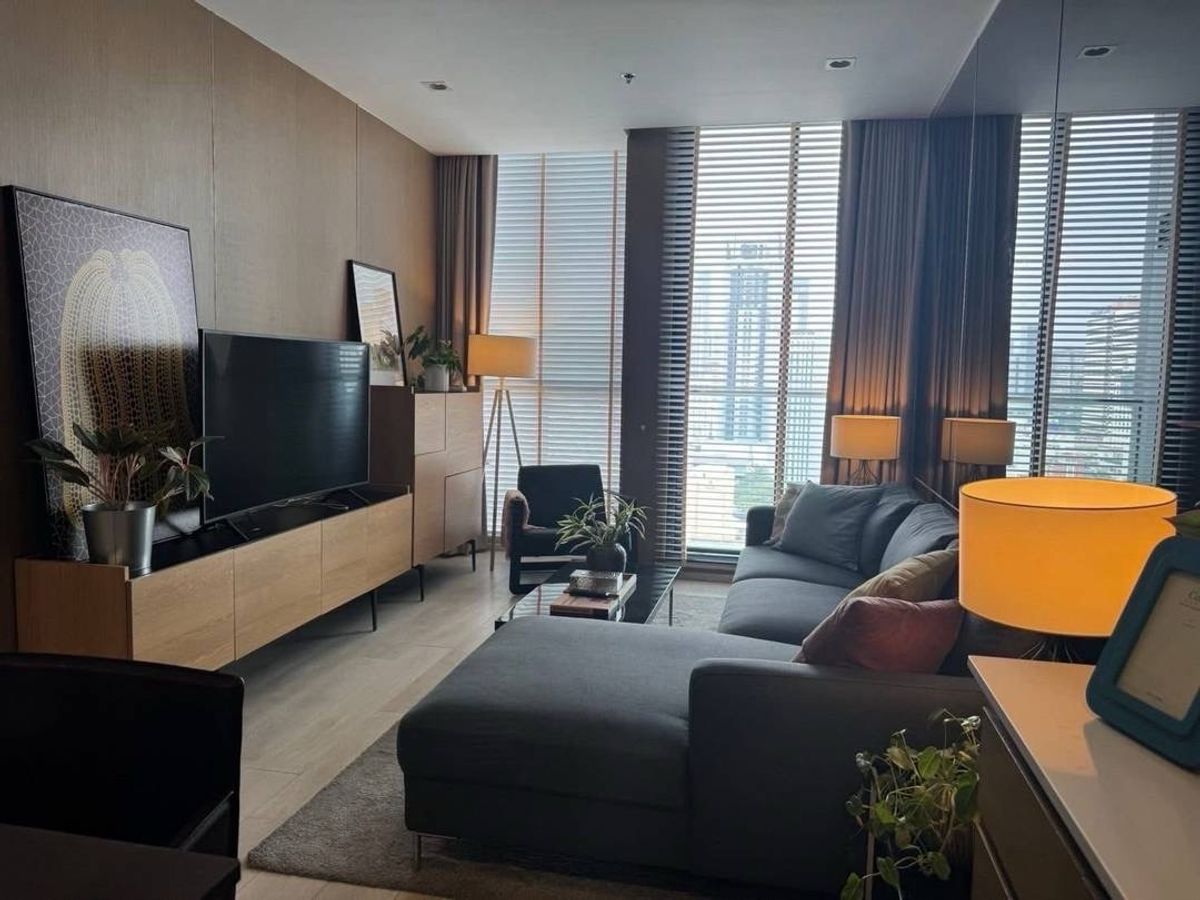 For RentCondoWitthayu, Chidlom, Langsuan, Ploenchit : 🔥 Urgent rent 🔥NOBLE PLOENCHIT CONDO | 1 Bed | 62 SQM | Floor 35 | RENT 60,000 BAHT 🔥🔥CONT in Heart of Bangkok