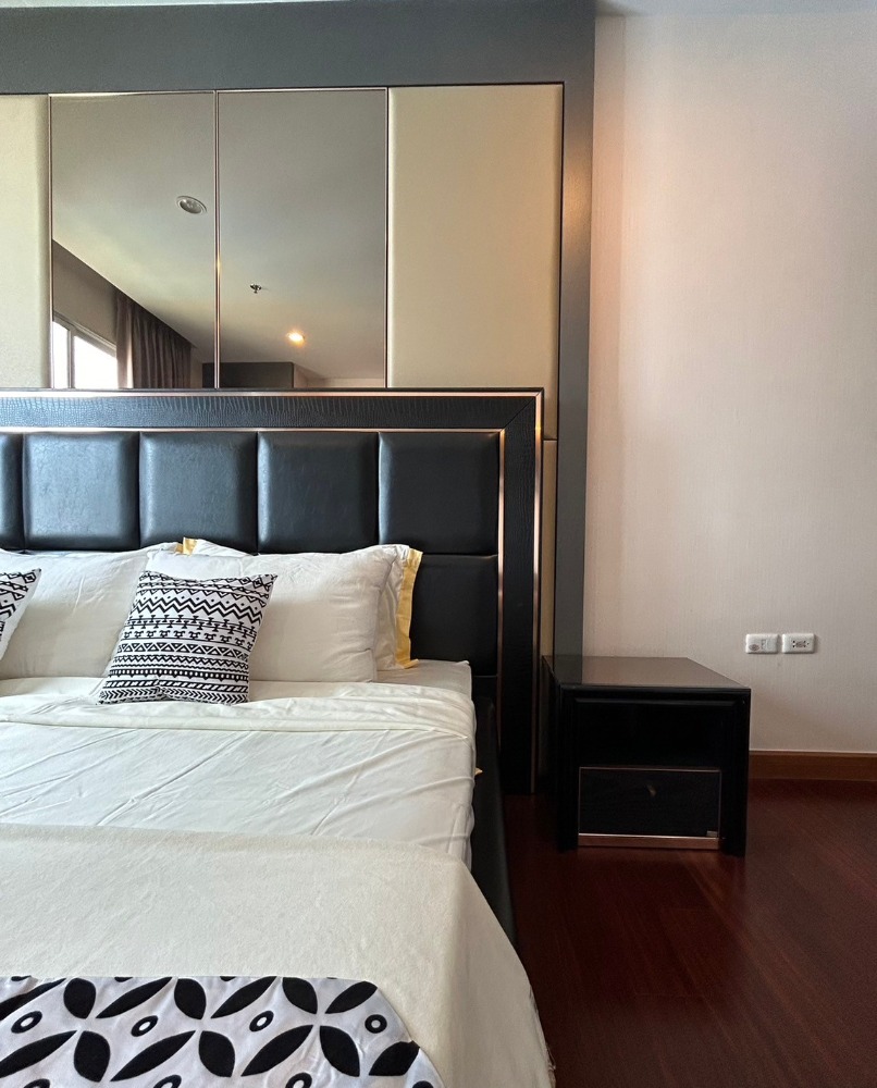 ให้เช่าคอนโดสาทร นราธิวาส : CAR283 ห้องหรูมีระดับด้วยเฟอร์นิเจอ “Posh“ พร้อมที่จอดฟิต 1 และวน 1