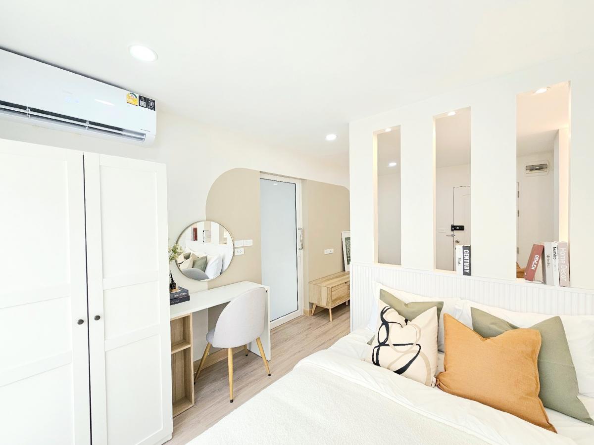 ขายคอนโดโชคชัย4 ลาดพร้าว71 : คอนโดเลี้ยงแมวได้โซนลาดพร้าว ทาสแมวทั้งหลายมาฟังทางนี้ ผ่อนเริ่มต้น 5,xxx บาท น้องแมวอยู่ได้ ใกล้ BTS สายสีเหลืองสถานีภาวนา 2 กม.