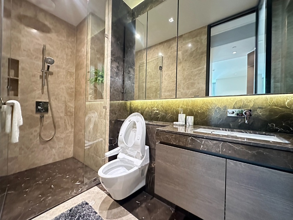 For RentCondoWitthayu, Chidlom, Langsuan, Ploenchit : 1 bedroom -Nai lert park view, Ready to move in