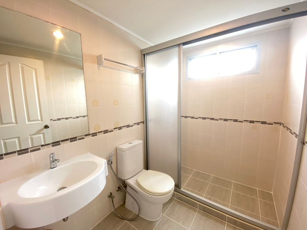 For RentCondoRamkhamhaeng, Hua Mak : ✅ LP26358 ✅ Line : @p2nproperty