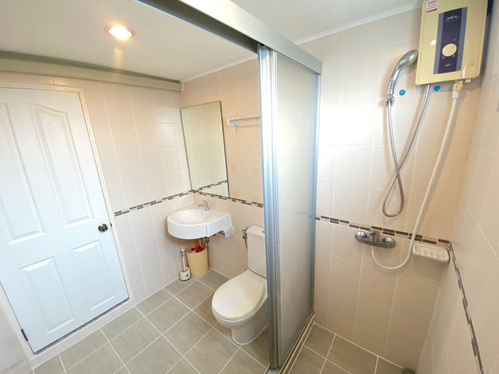 For RentCondoRamkhamhaeng, Hua Mak : ✅ LP26358 ✅ Line : @p2nproperty