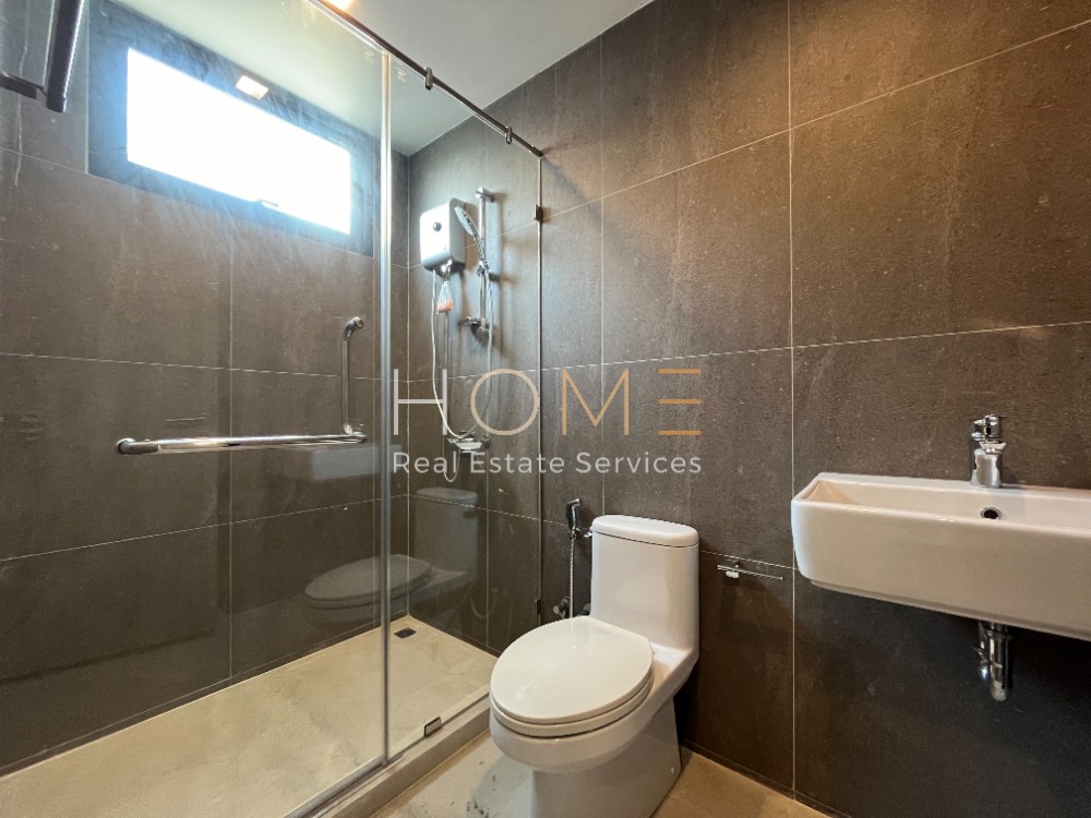 ขายทาวน์โฮมโชคชัย4 ลาดพร้าว71 : ทาวน์โฮม ออเธน ลาดพร้าว - นาคนิวาส / 6 ห้องนอน (ขาย), Authen Ladprao - Nakniwat / Townhome 6 Bedrooms (FOR SALE) TPM158