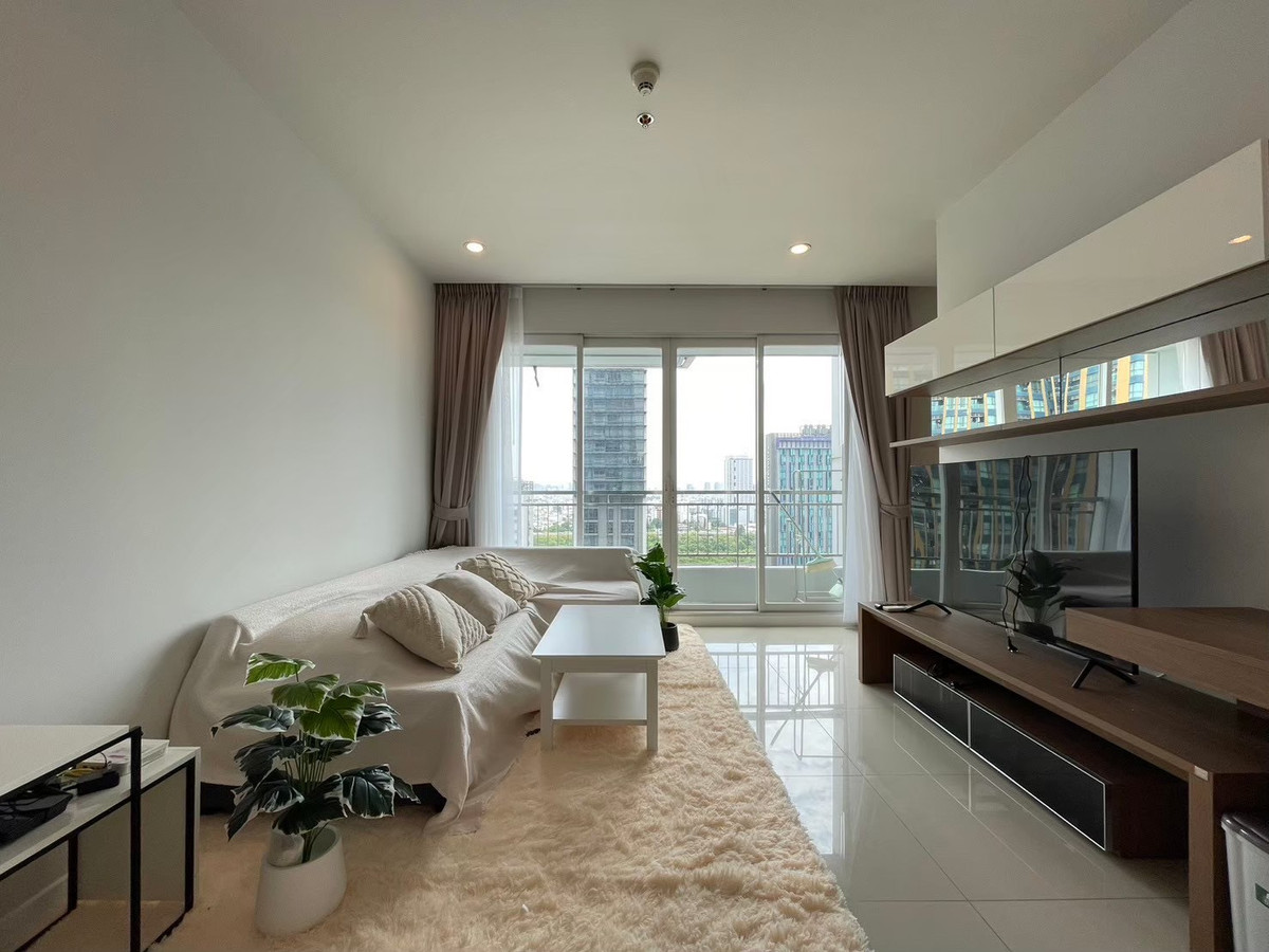 ให้เช่าคอนโดพระราม 9 เพชรบุรีตัดใหม่ RCA : ✨📣ให้เช่าคอนโด 1 ห้องนอน เซอร์เคิล คอนโดมิเนียม - ถนนเพชรบุรี ใกล้รถไฟฟ้า และห้างสรรพสินค้า