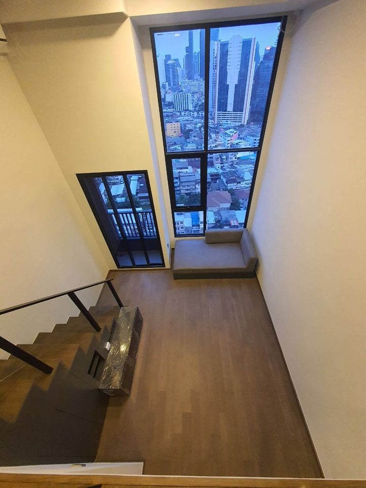 ขายคอนโดสยาม จุฬา สามย่าน : Park Origin Chula - Samyan【𝐒𝐄𝐋𝐋】🔥ห้อง LOFT  ใหม่เอี่ยม เฟอร์นิเจอร์ครบครัน ส่วนกลางจัดเต็ม เดินทางสะดวก ใกล้บรรทัดทอง พร้อมเข้าอยู่!!🔥ติดต่อไลน์ไอดี: @hacondo