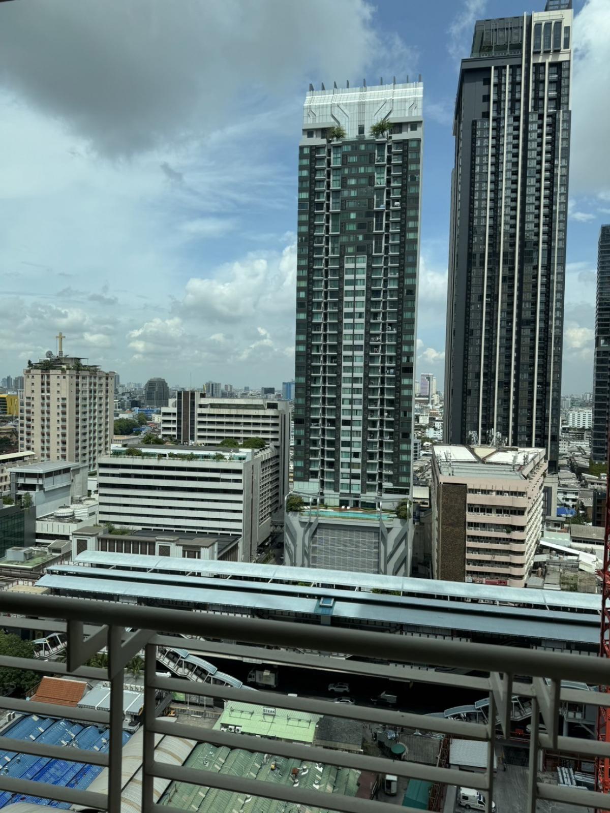 ขายคอนโดราชเทวี พญาไท : ขายด่วน! ราคาดี วิวไม่บล็อค ตำแหน่ง Rare บ้านกลางกรุง สยาม ปทุมวัน! 48sqm ใกล้รถไฟฟ้าราชเทวี สนใจติดต่อ 0876358339