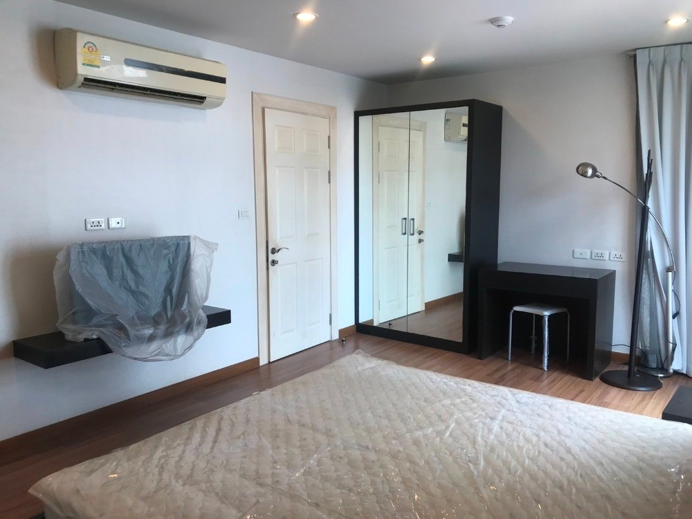 For SaleCondoSilom, Saladaeng, Bangrak : S-SSLW103 Condo for sale The Surawong by Chewathai Hap Soon 8th floor Size 74.7 sqm. 1 bed 1 bath 8.24M 064-959-8900
