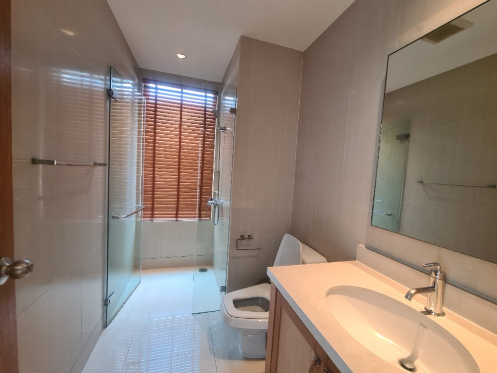 For RentCondoSukhumvit, Asoke, Thonglor : The Emporio Place for rent 55k per month