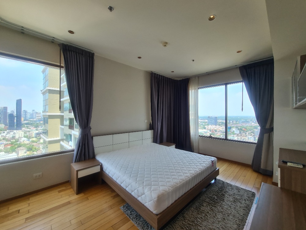 For RentCondoSukhumvit, Asoke, Thonglor : The Emporio Place for rent 55k per month