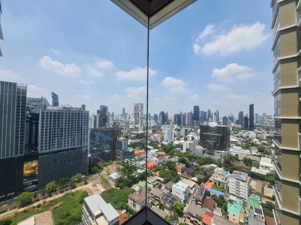 For RentCondoSukhumvit, Asoke, Thonglor : The Emporio Place for rent 55k per month