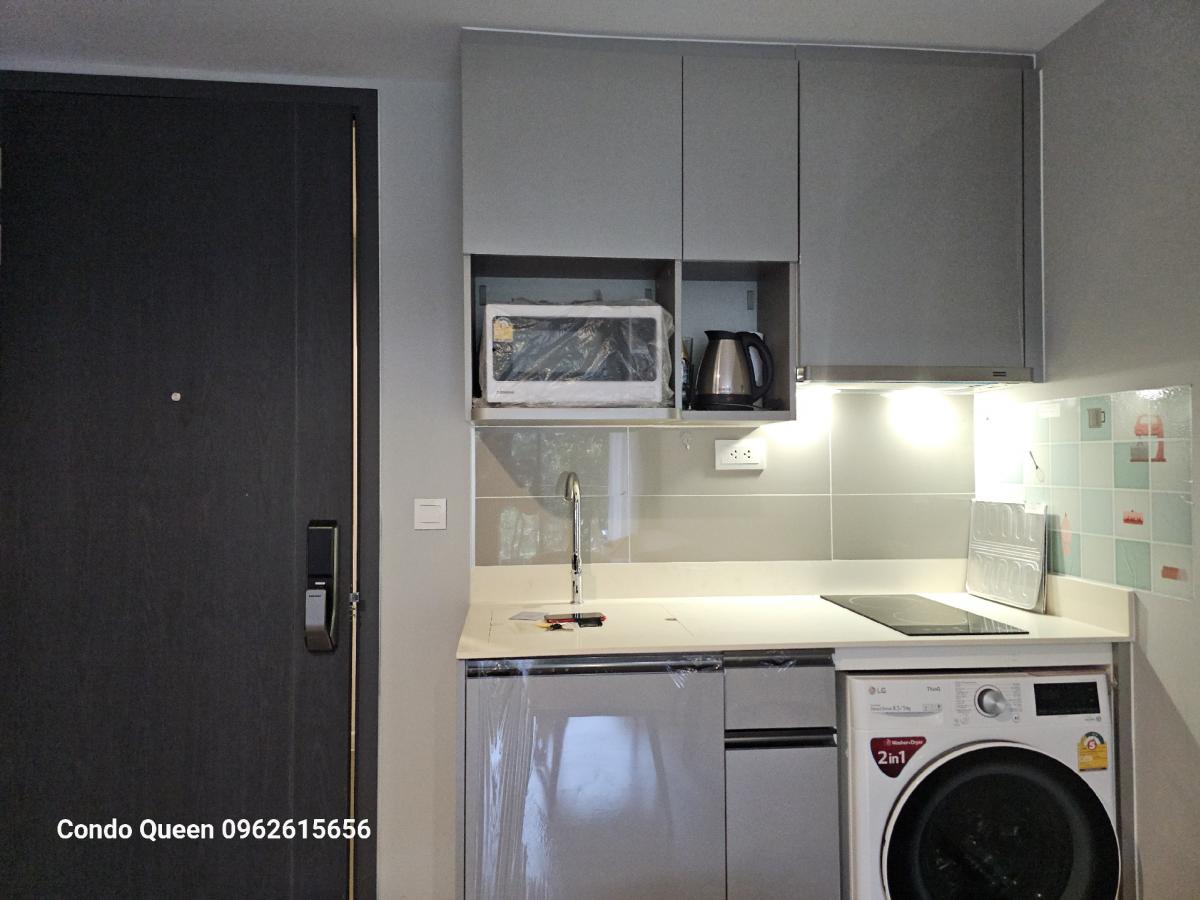 For RentCondoSukhumvit, Asoke, Thonglor : ไอดีโอ้ โมบิ สุขุมวิท 40 1นอน 1น้ำ พื้นที่ 47 ตรม ให้เช่า 33,000 บาท  สนใจโทร น้อง 096-2615656 พร้อมให้นัดหมายเข้าชมทุกวันLocation : Eakmai , Thnglor , Sukhumvit Rental Price : 33,000 Baht Condominium near Mrt :   Eakmai Station Condominium Unit 